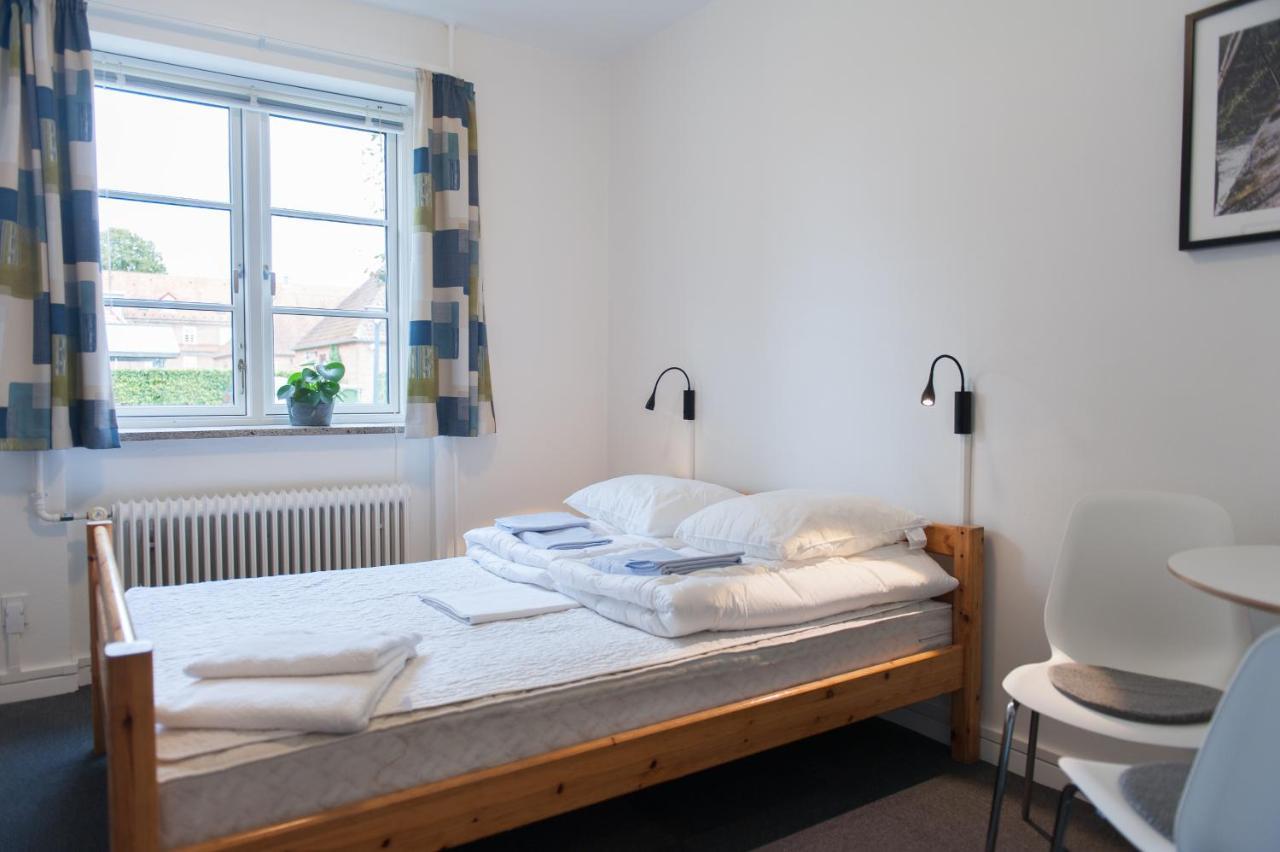 Belaegningen Hostel Brondby Exterior foto